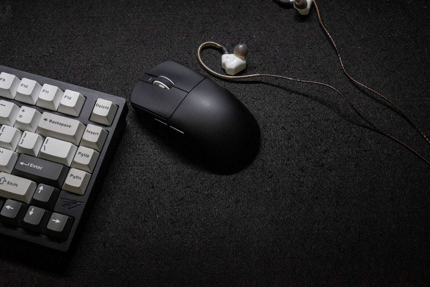 VXE R1 R1 SE+/Pro/Pro Max Ultra Lightweight Wireless Gaming Mouse